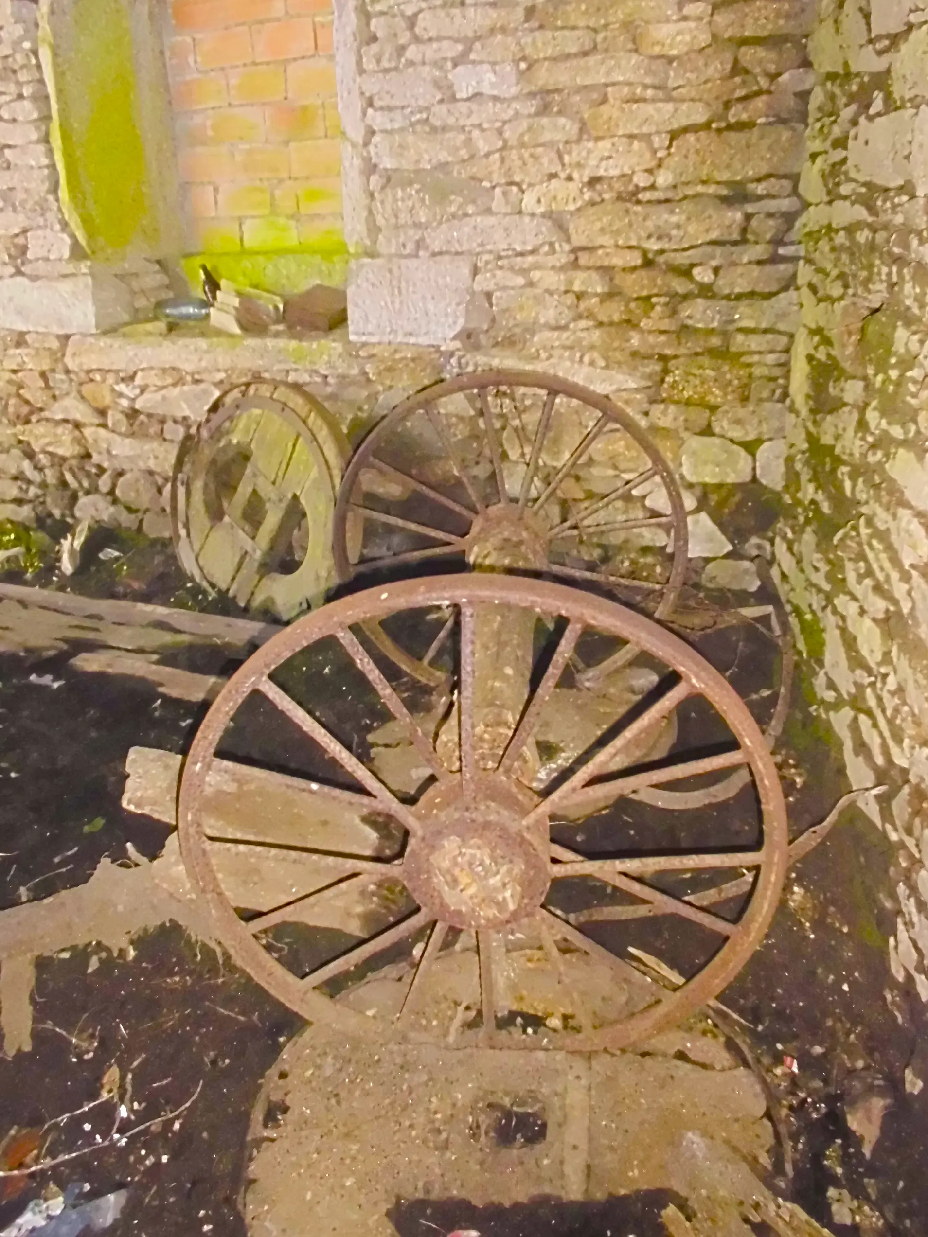 Eje y ruedas de hierro de carro de vacas filgueirano alternativo